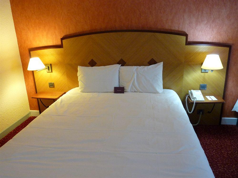 Mercure Ile De Hotel 4*