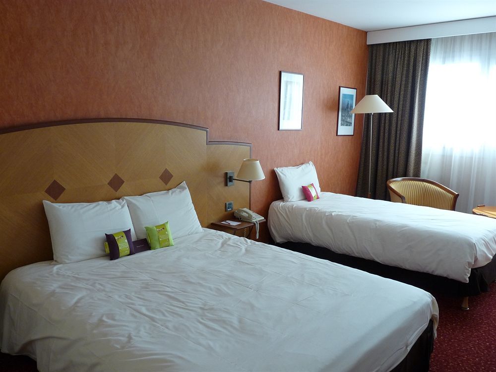 Hotel Mercure Ile De 4*